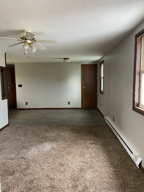 14 Oak St - Photo 3 of 13