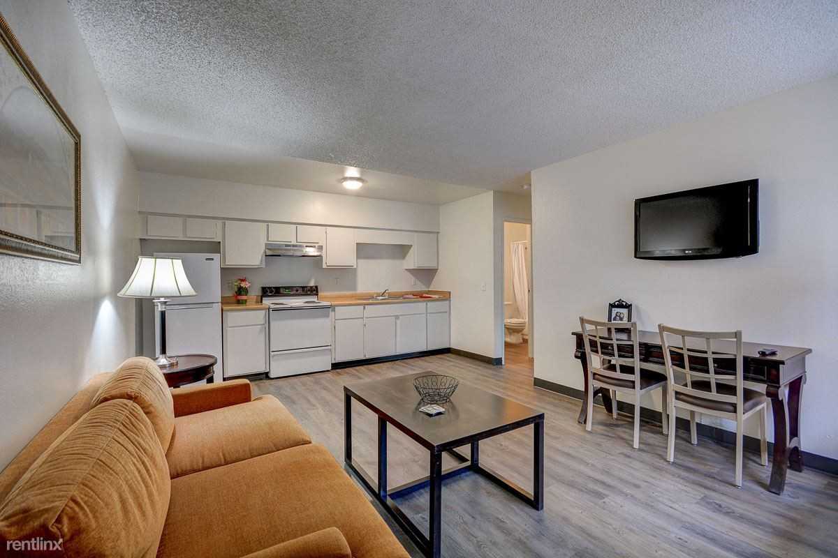 Siegel Suites - Craig - Photo 2 of 16