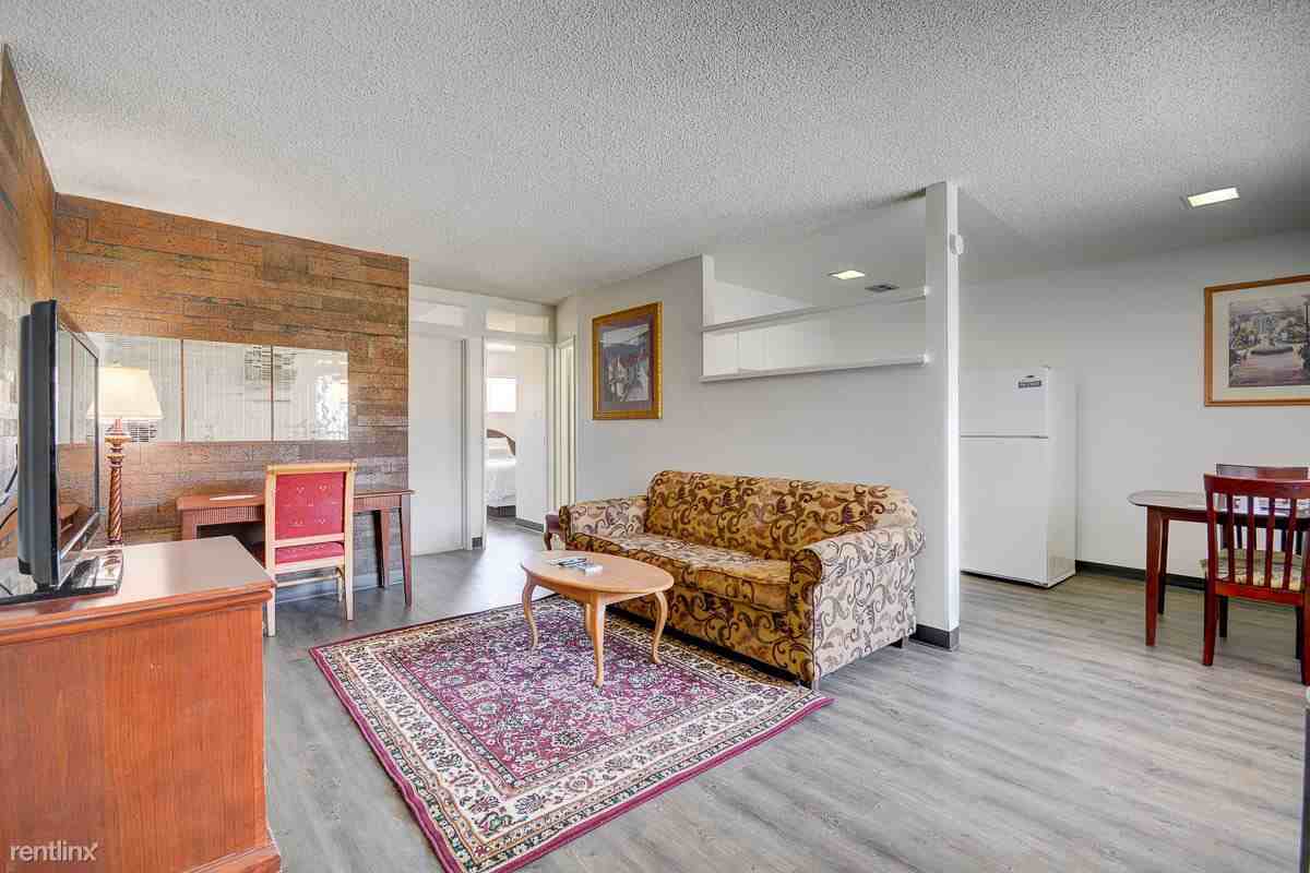 Siegel Suites - Sahara - Photo 2 of 6