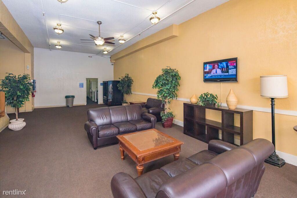 Siegel Suites - Senator - Photo 2 of 9