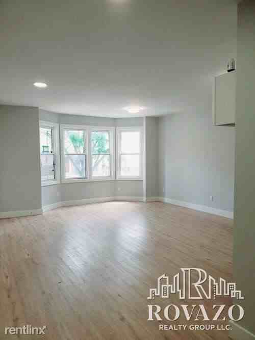 179 S 7th St - Photo 2 of 13