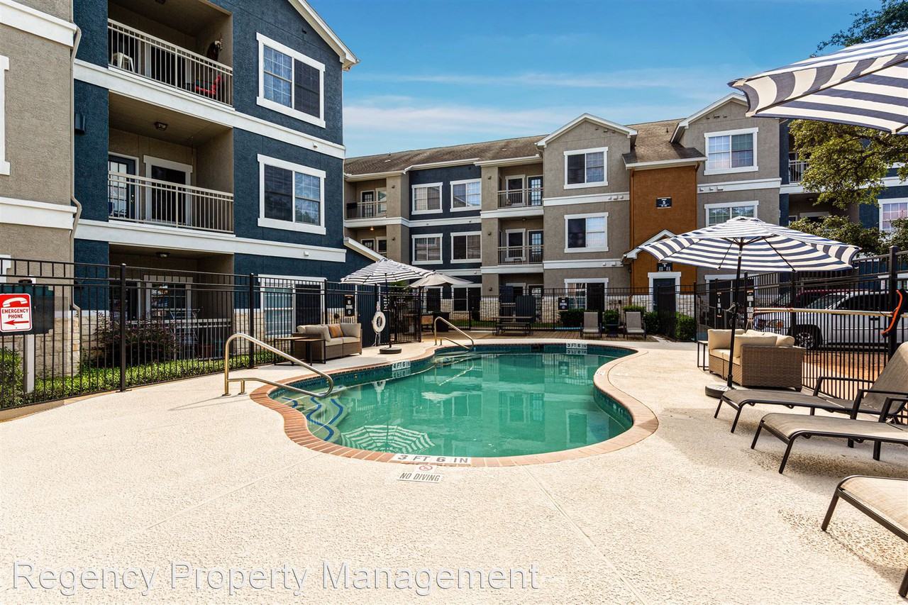 2302 E William Cannon Drive - Photo 2 of 50