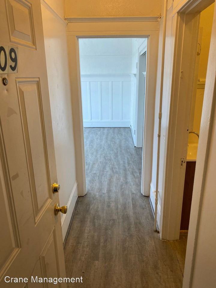 680 14th Street - Photo 2 of 9