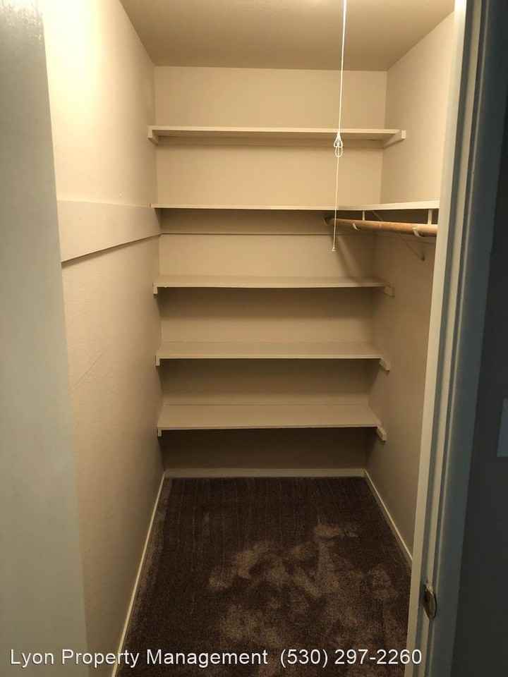 1308 E. Oak Avenue, - Photo 3 of 5