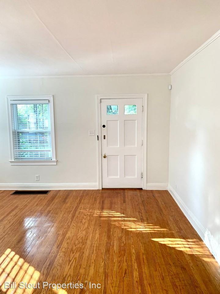 2213 Gladstone Ave - Photo 2 of 17