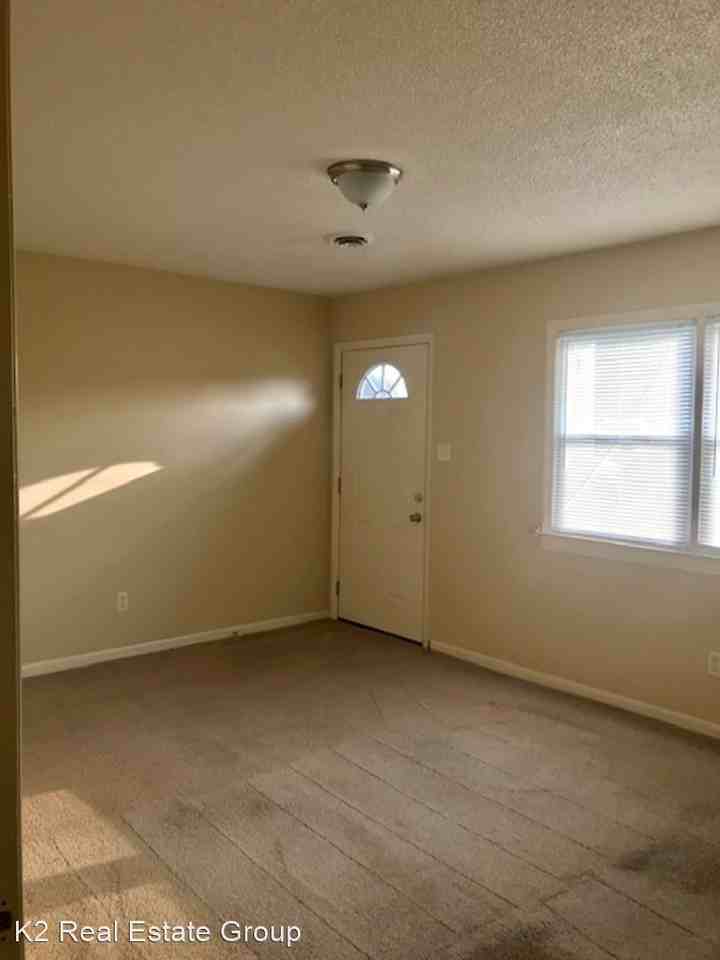 1338 Dartwood Ln - Photo 2 of 8
