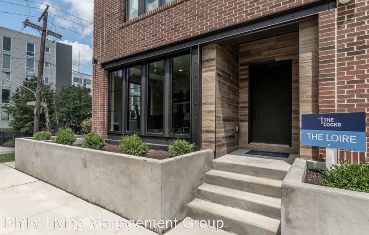 4589 Riverside Way - Photo 2 of 25