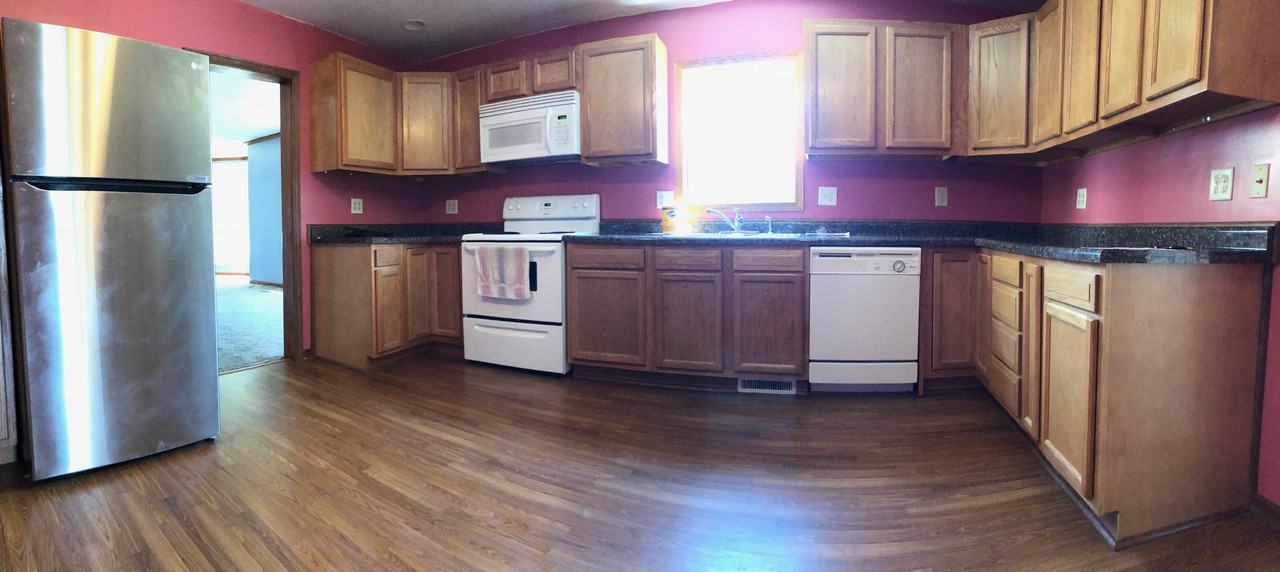 103 Center Street - Photo 2 of 9