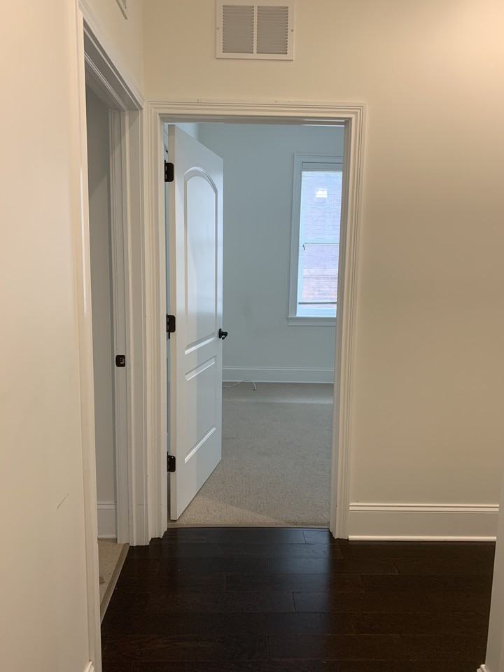 2500 Green Bay - Photo 3 of 23