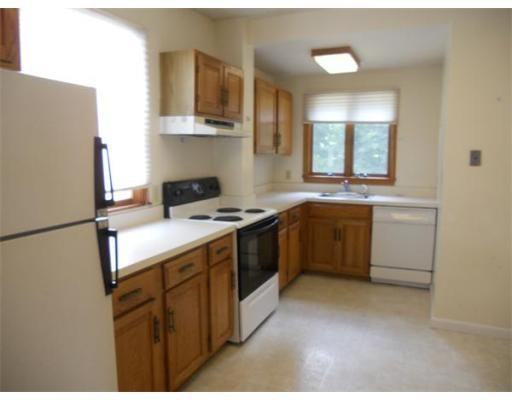 124 Reservoir St 1 - Photo 3 of 4