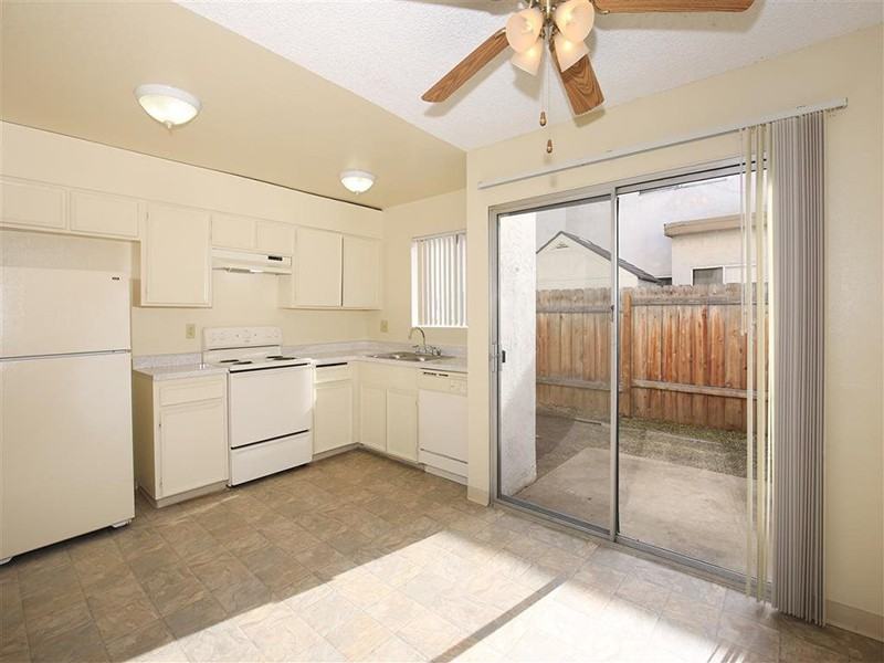 SUNSET TERRACE APARTMENTS - Photo 3 of 23