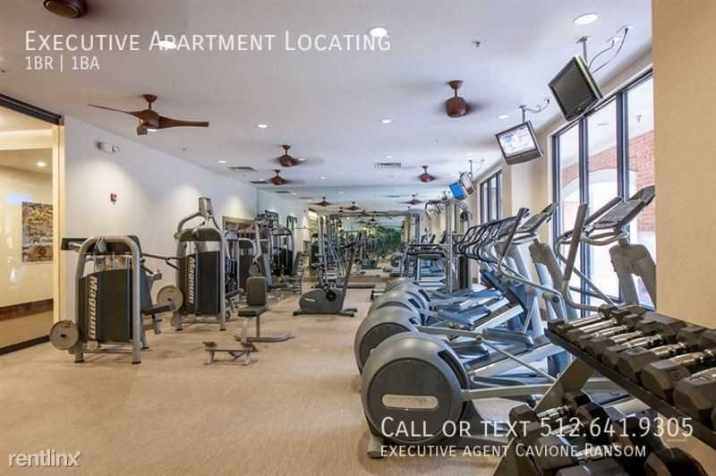 4700 W Guadalupe St Ste 1 #RT11 - Photo 3 of 15