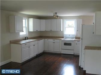 431 W Orvilla Rd - Photo 3 of 11