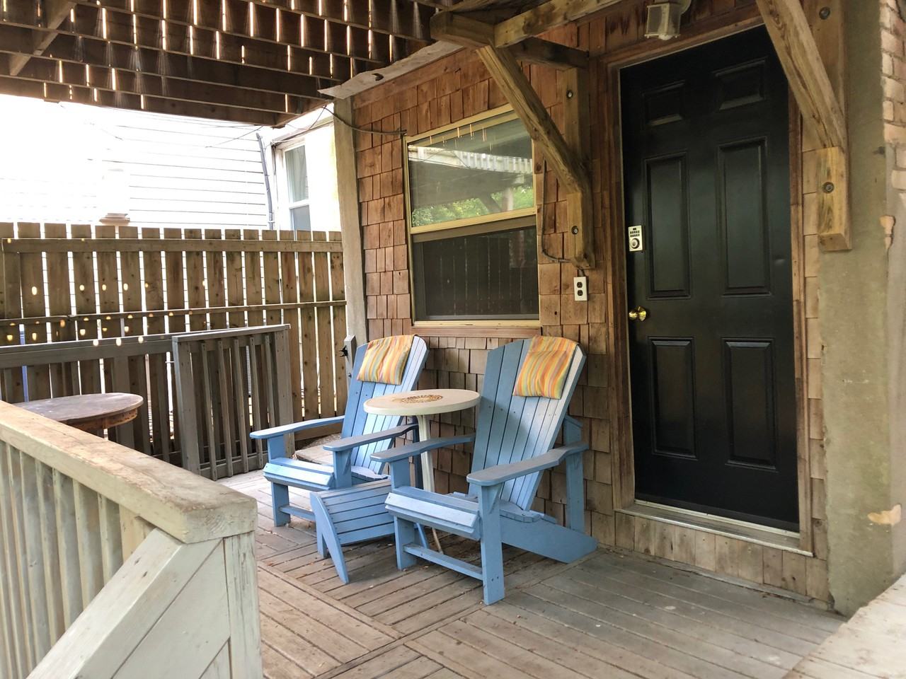 80 Withrow Avenue - Photo 3 of 11