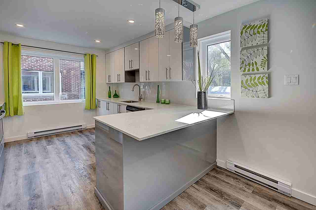 5390 Avenue Van Horne - Photo 3 of 24