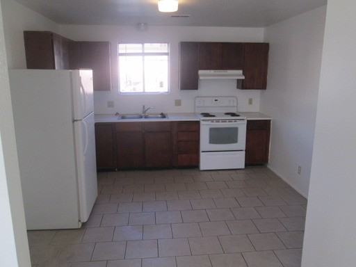 1044 N 185 W - Photo 3 of 13