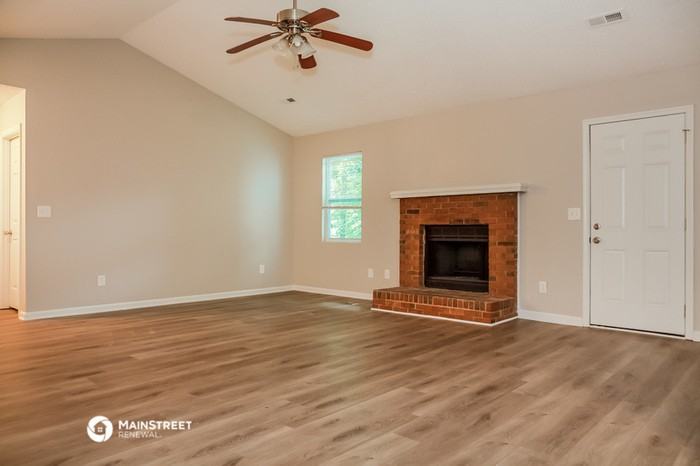 606 Canadice Rd - Photo 3 of 13