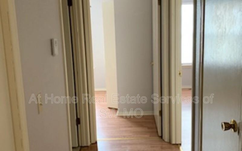 1636 N Benton Ave #D - Photo 3 of 11