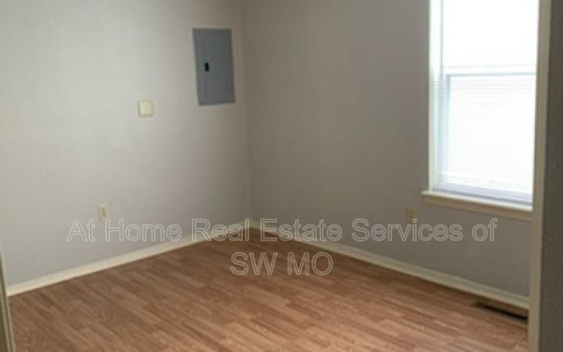 1636 N Benton Ave #D - Photo 6 of 11