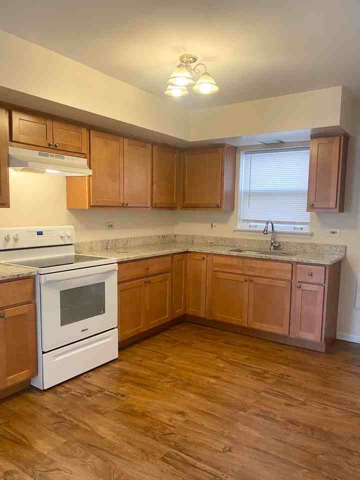 1246 S. 57th AvenueUnit 11 11, Cicero, IL 60804 2 Bedroom Apartment for 1,075/month Zumper