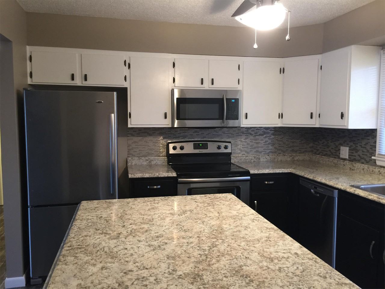 1714 Lawrence Ave #A - Photo 3 of 23