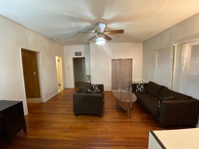 425 Richards St Nw #1 - Photo 7 of 36