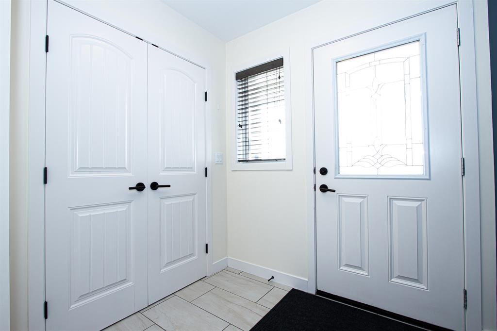 10442 133 Ave #1 - Photo 2 of 23