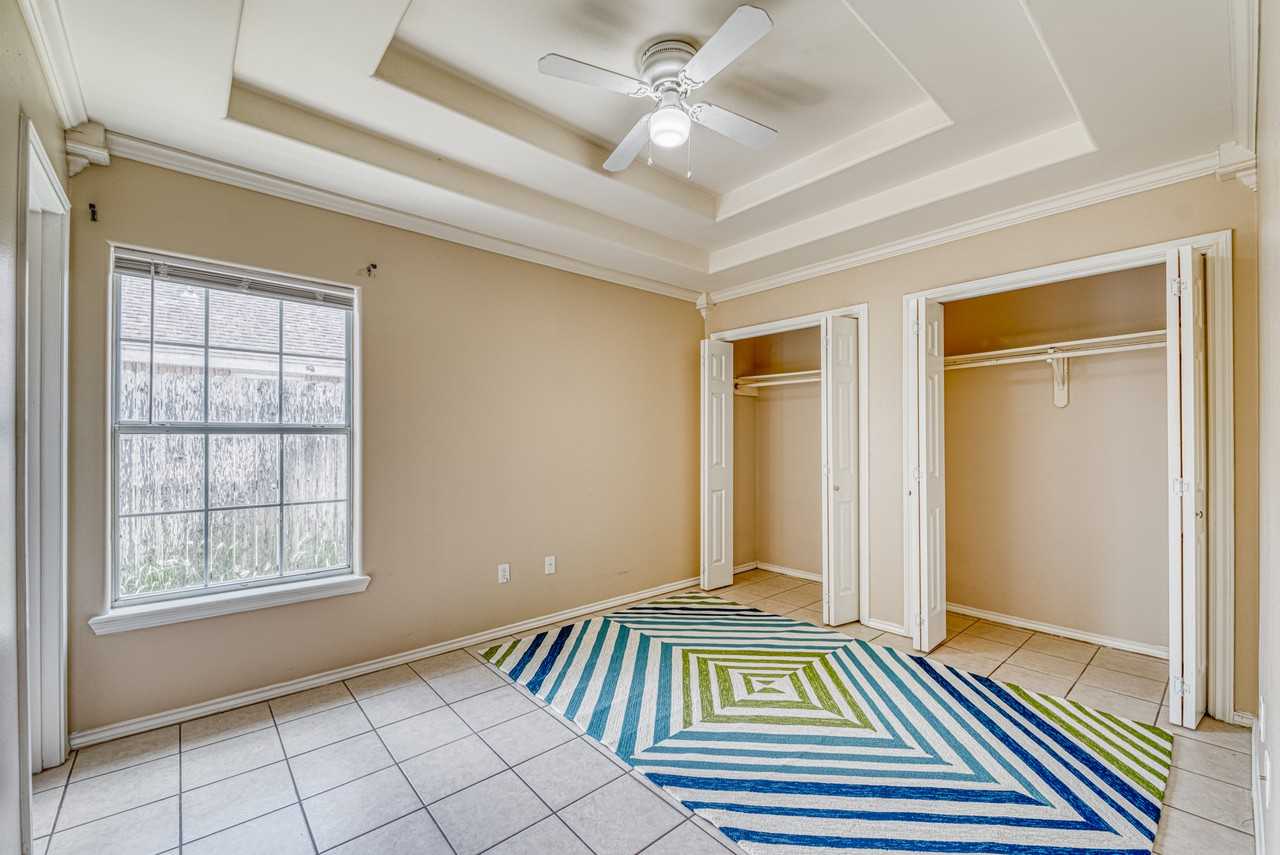 3624 W Sarah Evans #3 - Photo 7 of 15