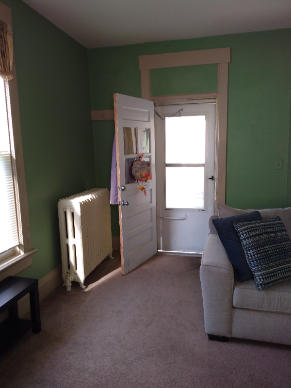 406 E Lima St #B - Photo 4 of 12