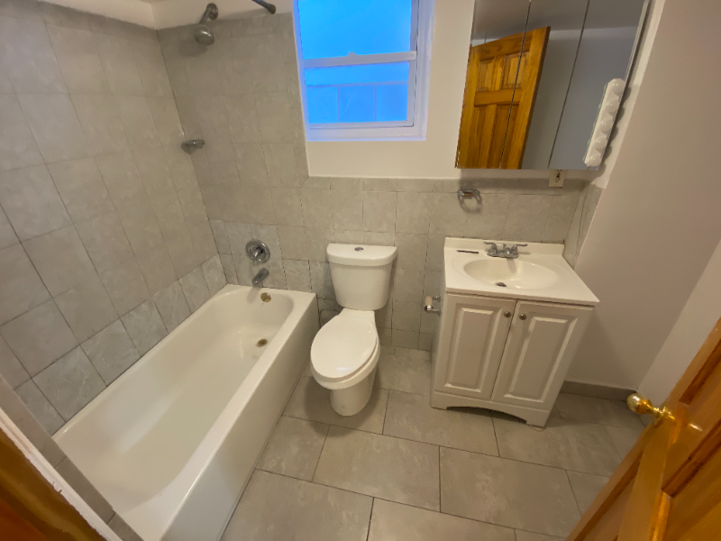 714 Commonwealth Ave - Photo 2 of 6