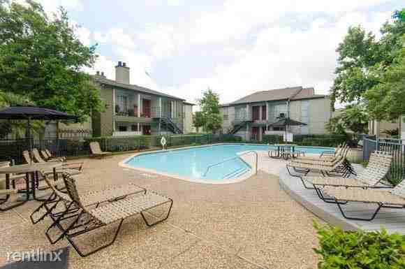 El Dorado @ Gulf Fwy - Photo 2 of 7