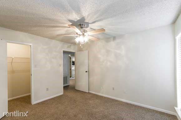 El Dorado @ Gulf Fwy - Photo 3 of 7