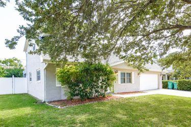 12332 Monarch Cir - Photo 2 of 23