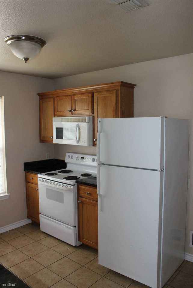 114 Branch St - Photo 2 of 5