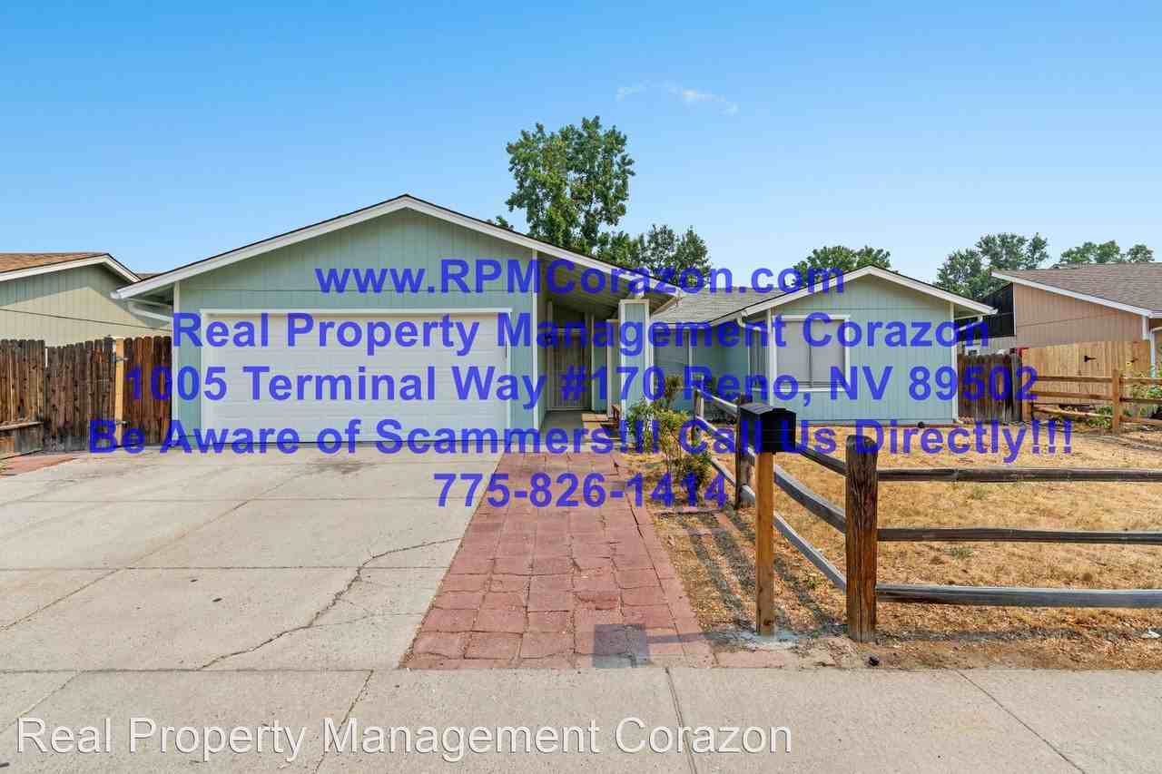 1055 Pinewood Dr - Photo 2 of 21