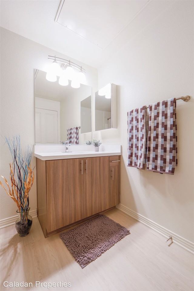 Aura NoHo Luxury Apartments - Photo 6 of 73