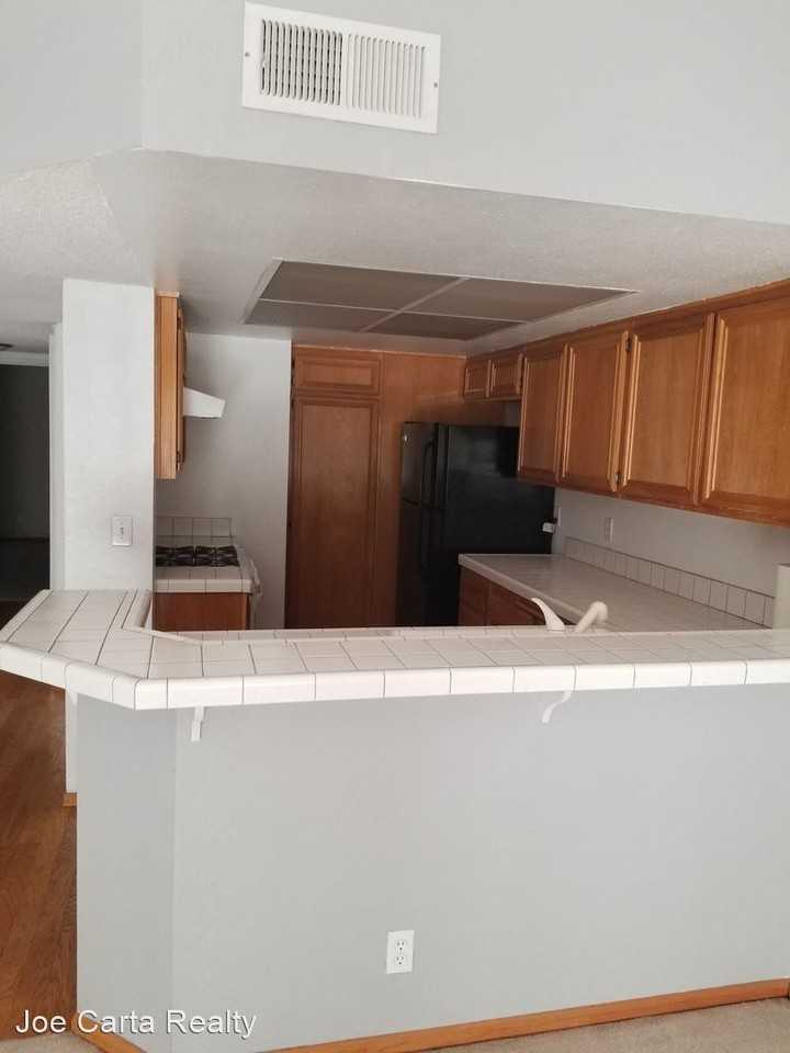 9933 Scripps Westview Way #226 - Photo 3 of 10