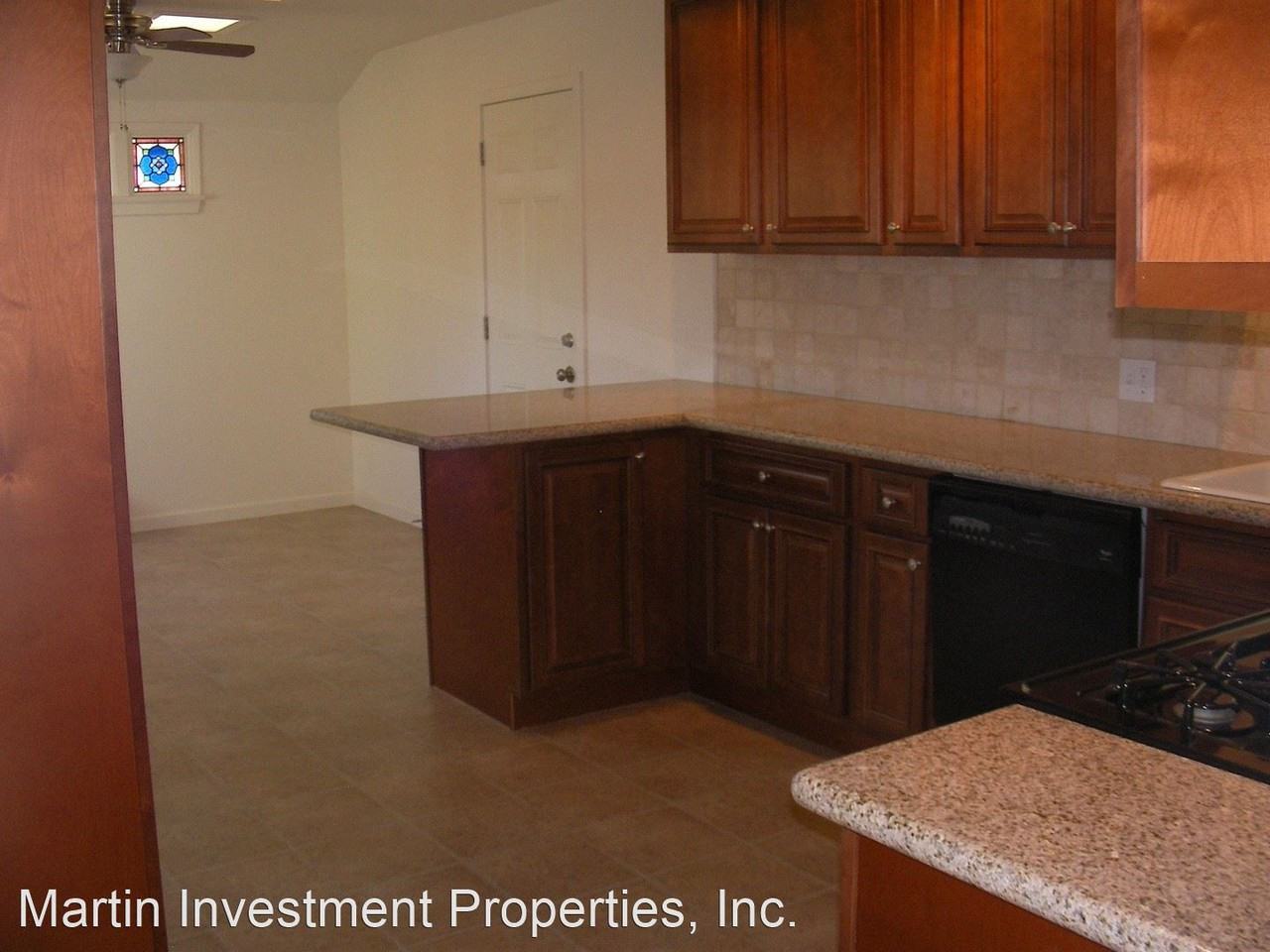 1009 Virginia Ave - Photo 3 of 18