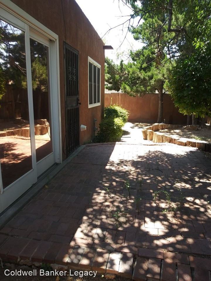 3101 Camino Cepillo Nw - Photo 2 of 19