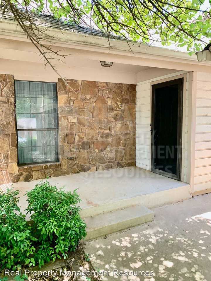 723 Rimrock Rd - Photo 3 of 16