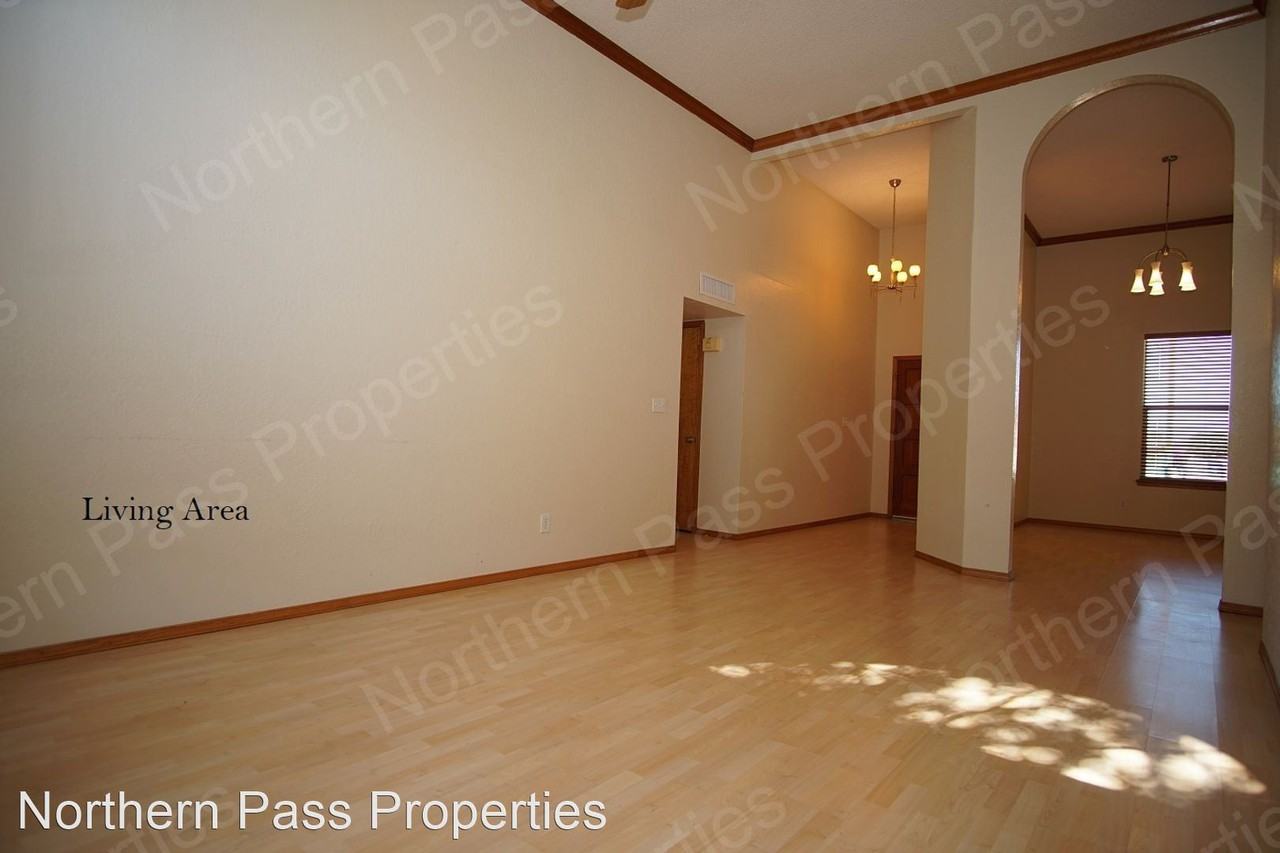 720 Brisa Del Mar Dr - Photo 2 of 26