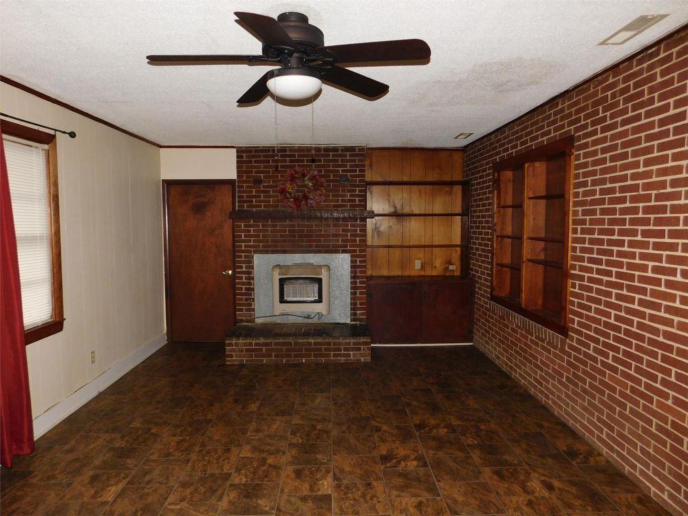 721 County Road 119 - Photo 2 of 10