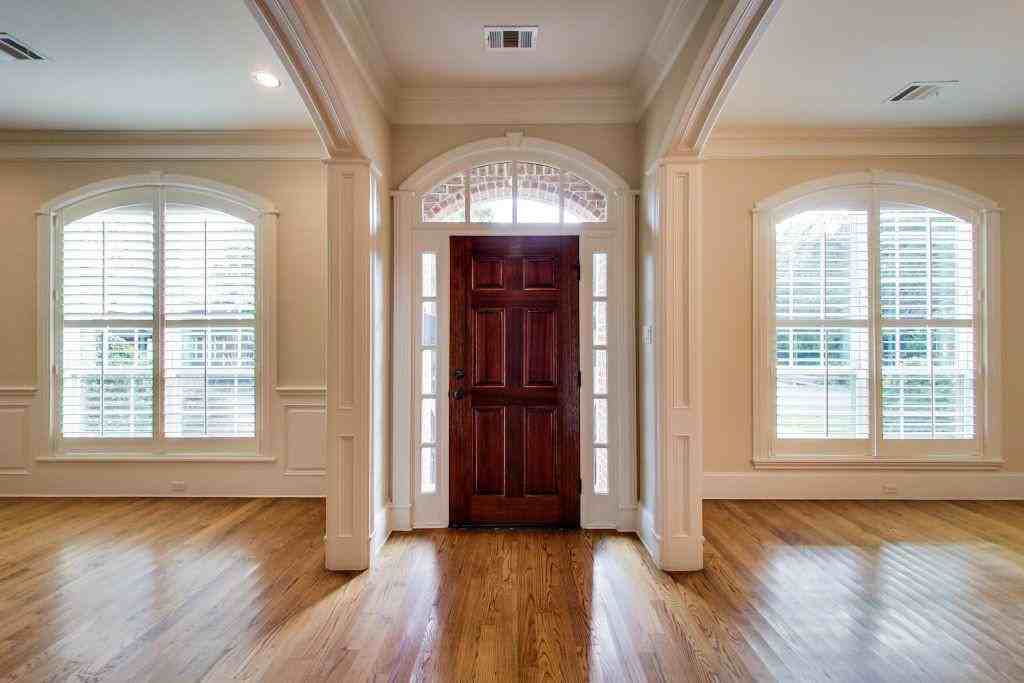 4324 Ione St - Photo 3 of 32