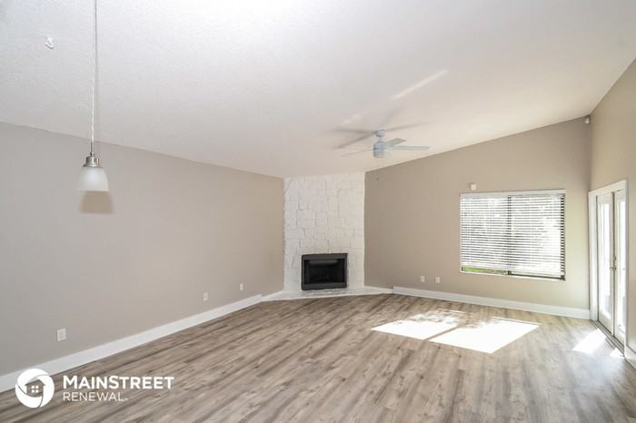 190 Las Palmas Ln - Photo 3 of 16