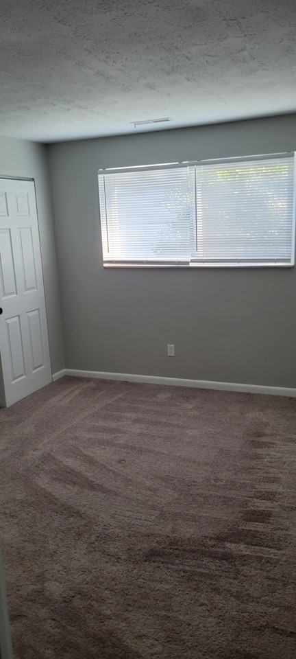 DELTA BEND APARTMENTS - Photo 3 of 5