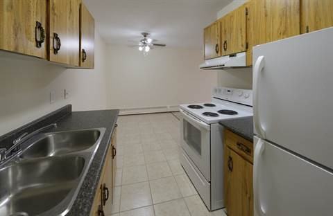 12 Noble Ave - Photo 2 of 11