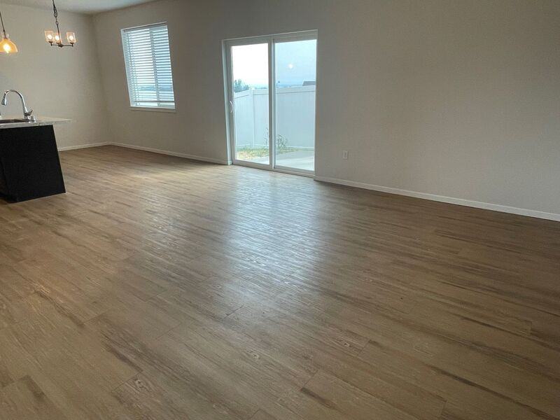 5430 Remington Dr - Photo 4 of 15