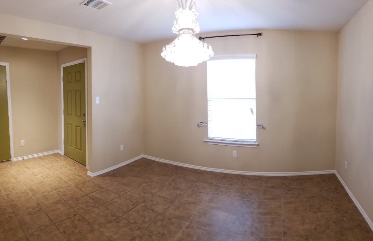 308 East Vega Lane - Photo 5 of 27