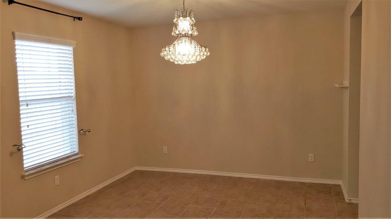 308 East Vega Lane - Photo 6 of 27