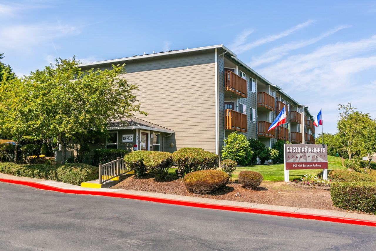 Eastman Heights - Photo 7 of 45